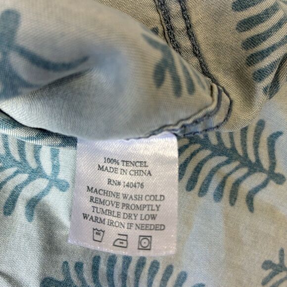 Faherty Men Short Sleeve Breeze Shirt 100% Tencel Large Leaf Print All Over Blue - Picture 6 of 9